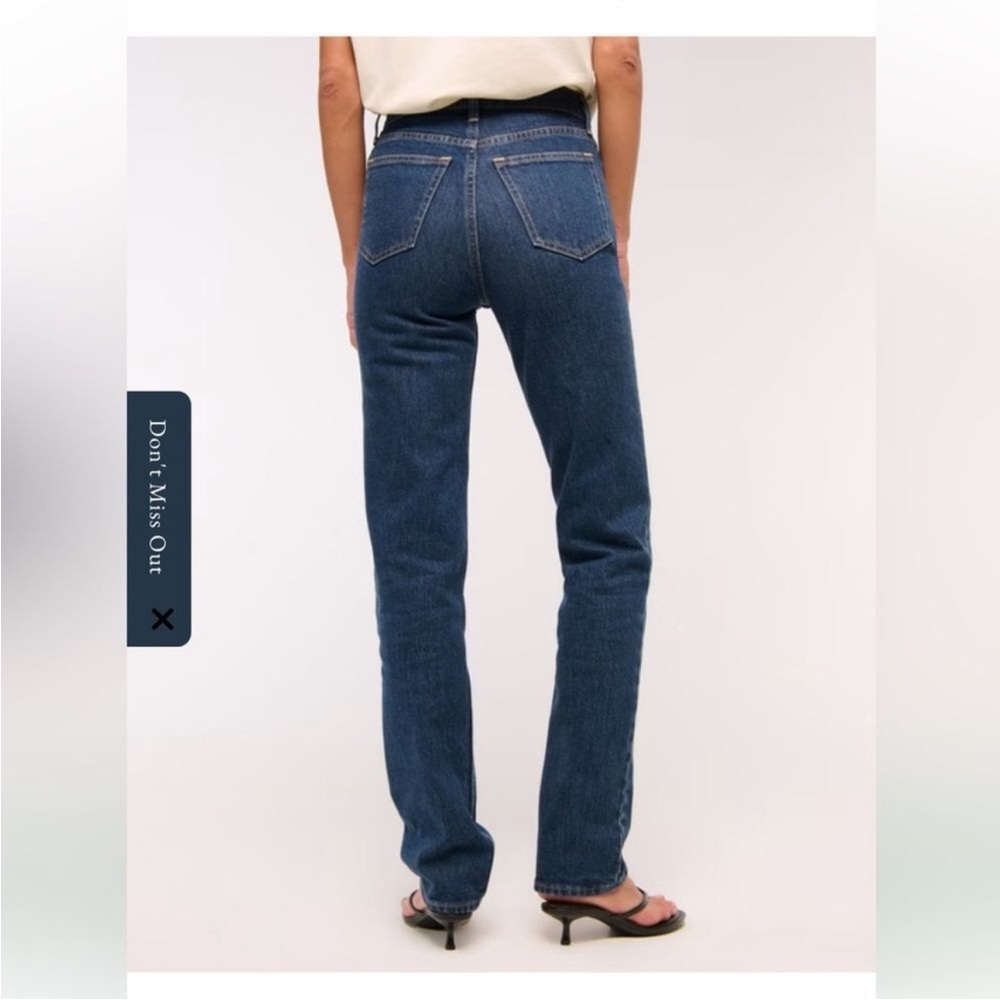 BOGO! Abercrombie The 90’s Straight Ultra High Rise Jeans Dark Wash 28 Short - Picture 2 of 11